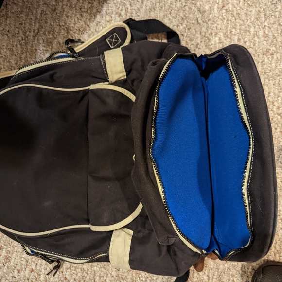 KEDS Backpack 9 compartment - Picture 7 of 7